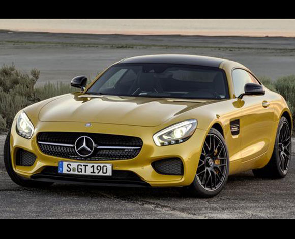 مرسيدس AMG GT بألوان براقة لتفحيط ممتع