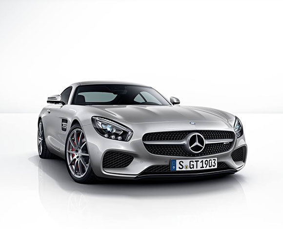 مرسيدس AMG GT بألوان براقة لتفحيط ممتع