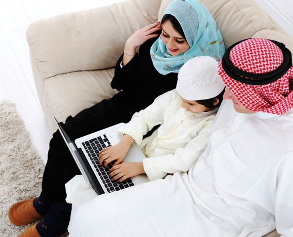 اذا كنت تتحضر للزواج مرة اخرى... هكذا تقدم زوجتك الثانية لأطفالك