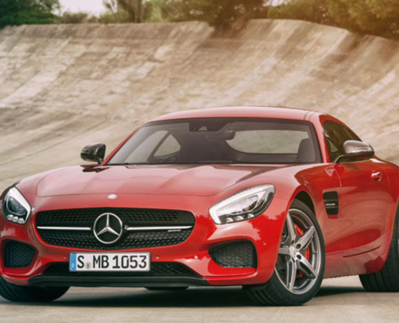 مرسيدس AMG GT بألوان براقة لتفحيط ممتع