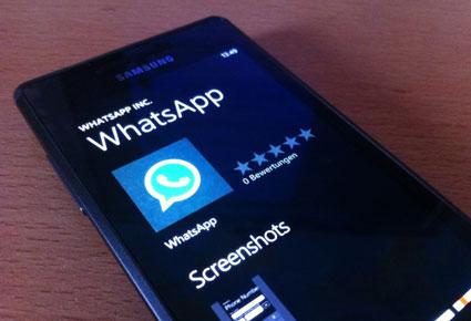 إفترقت عائلات والسبب تطبيق ال Whatsapp  