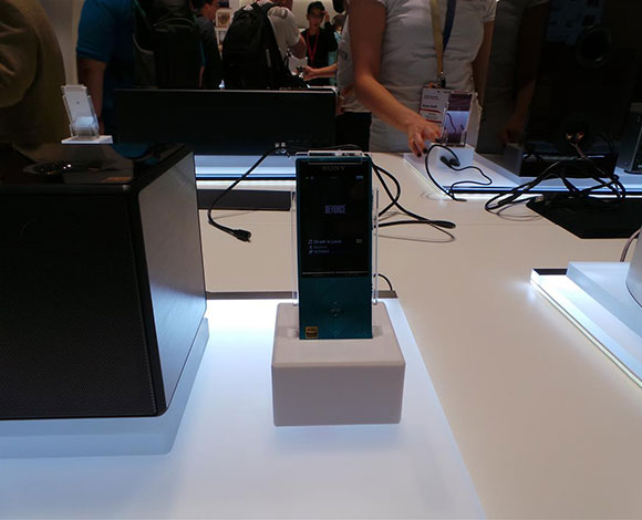 سوني تكشف عن سلسلة XperiaZ3 واكسسوارات ذكية في معرض IFA