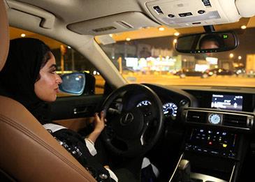 اضغط لمشاهدة الفيديو: داوود الشريان يفجر مفاجأة بخصوص إصدار رخص القيادة للسعوديات