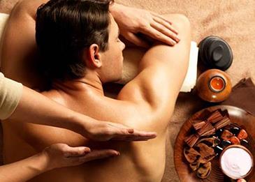 فندق "روزوود أبوظبي" يستقبل مستحضرات Gentlemen’s Tonic مفهوم العناية بالرجل الأكثر أناقةً وشهرةً في لندن