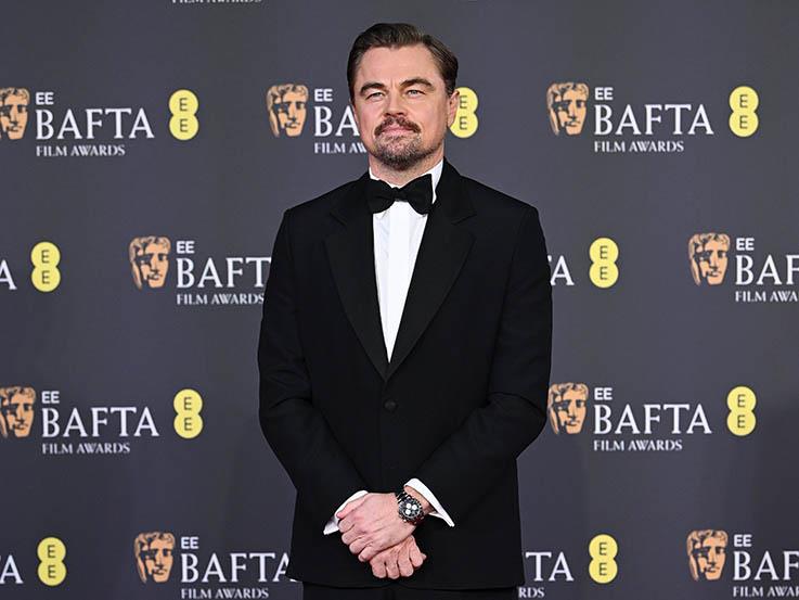 الطابع الكلاسيكي يطغى على إطلالات النجوم في حفل جوائز البافتا 2026