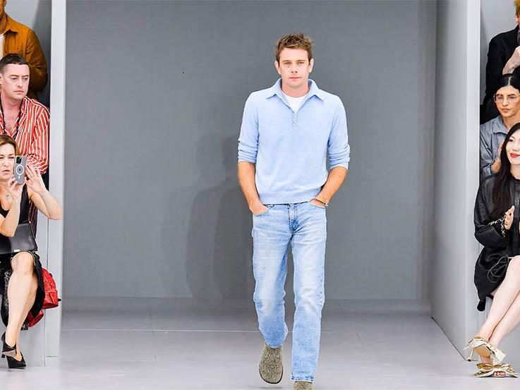 جوناثان أندرسون يفوز بلقب مصمم العام للمرة الثالثة على التوالي